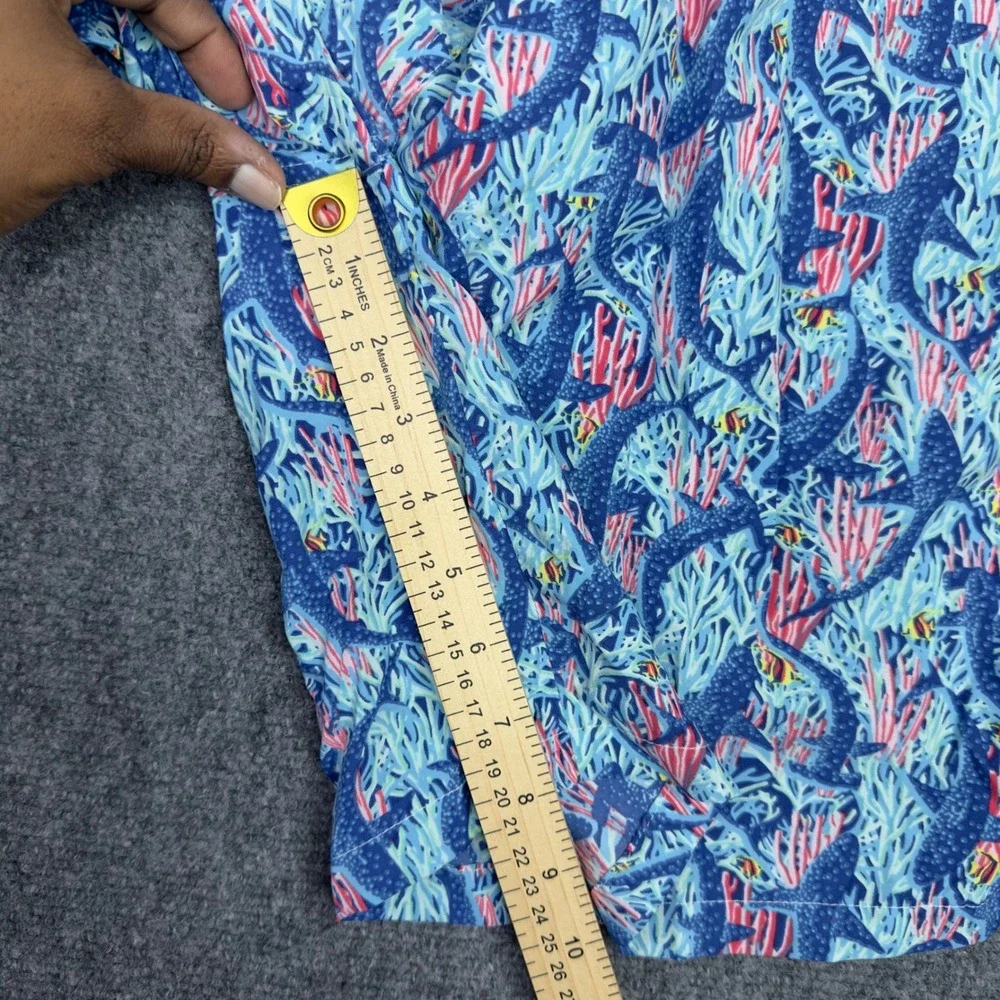 Peter Millar Seaside Collection Swim Trunks Mens M Blue Shark Coral‎ Vacation